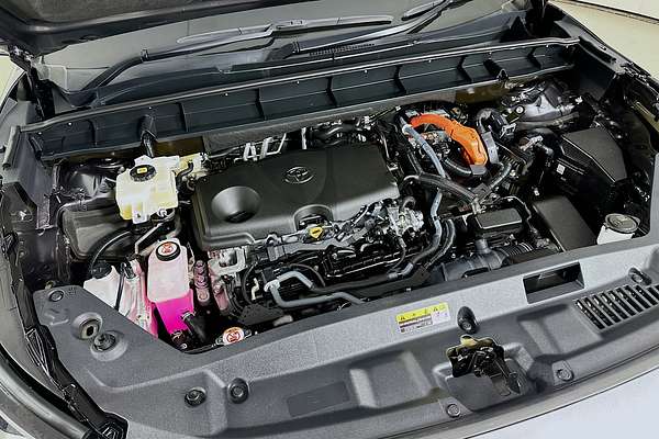 2022 Toyota KLUGER GRANDE HYBRID AWD AXUH78R