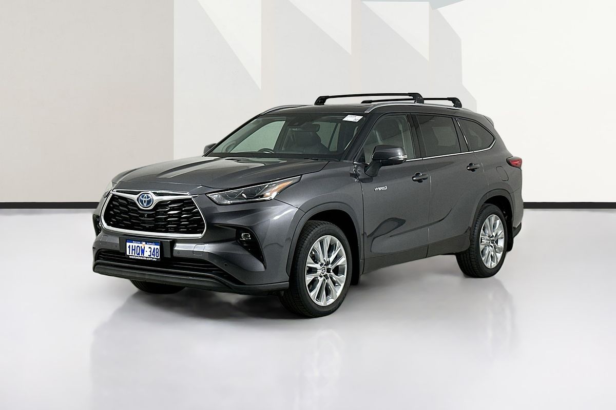 2022 Toyota KLUGER GRANDE HYBRID AWD AXUH78R