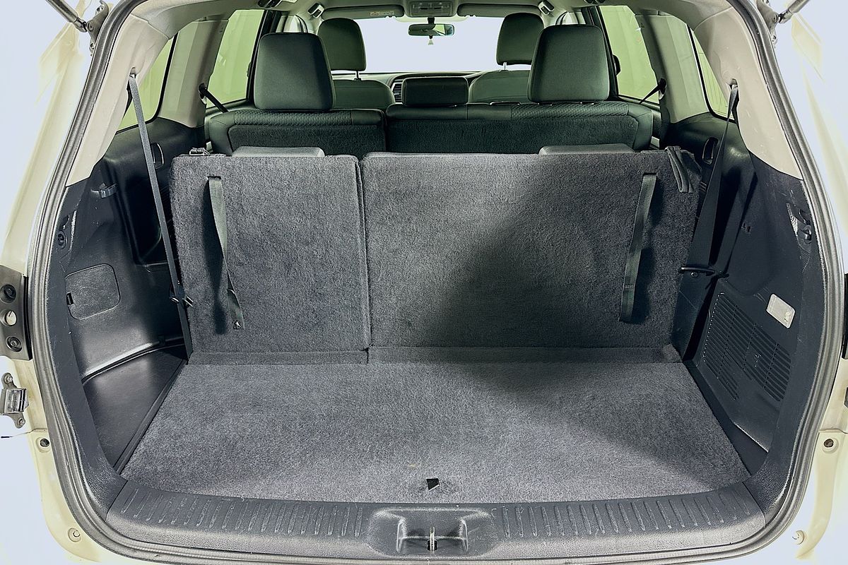 2016 Toyota KLUGER GX (4x2) GSU50R