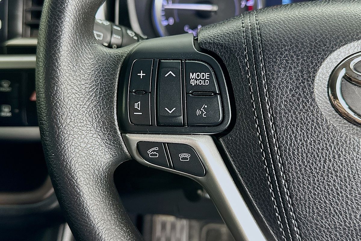 2016 Toyota KLUGER GX (4x2) GSU50R