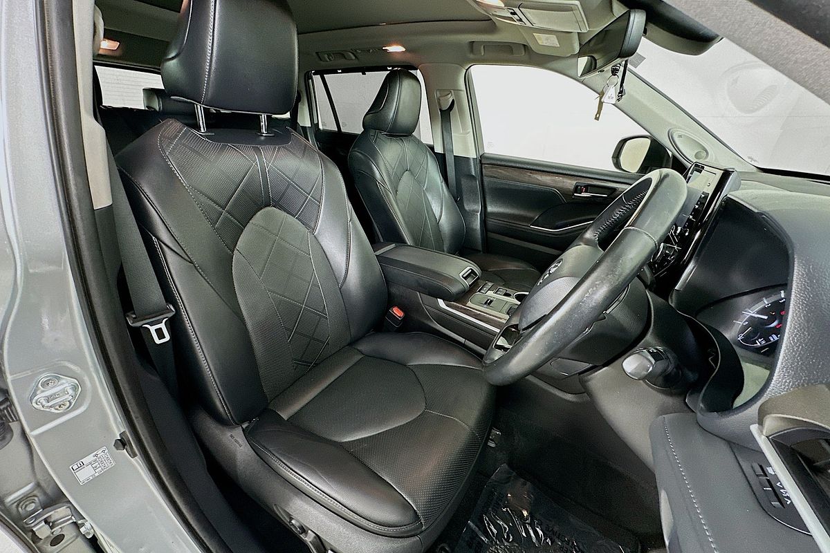 2021 Toyota KLUGER GRANDE (4x2) GSU50R