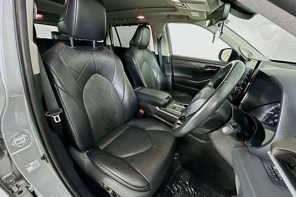 2021 Toyota KLUGER GRANDE (4x2) GSU50R
