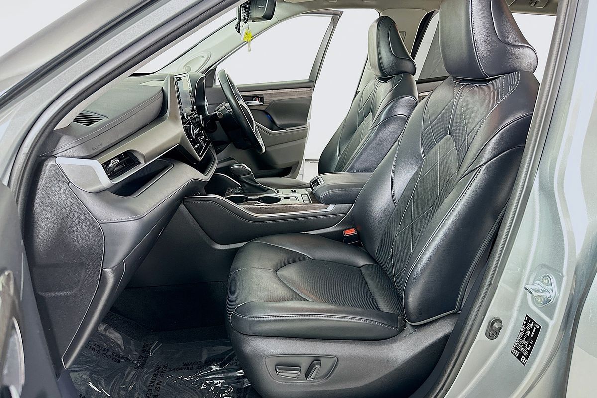 2021 Toyota KLUGER GRANDE (4x2) GSU50R