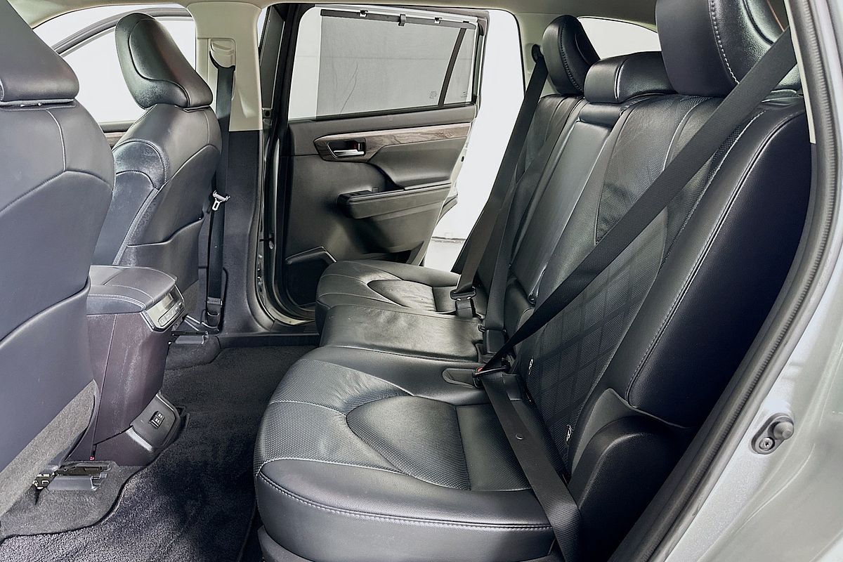2021 Toyota KLUGER GRANDE (4x2) GSU50R