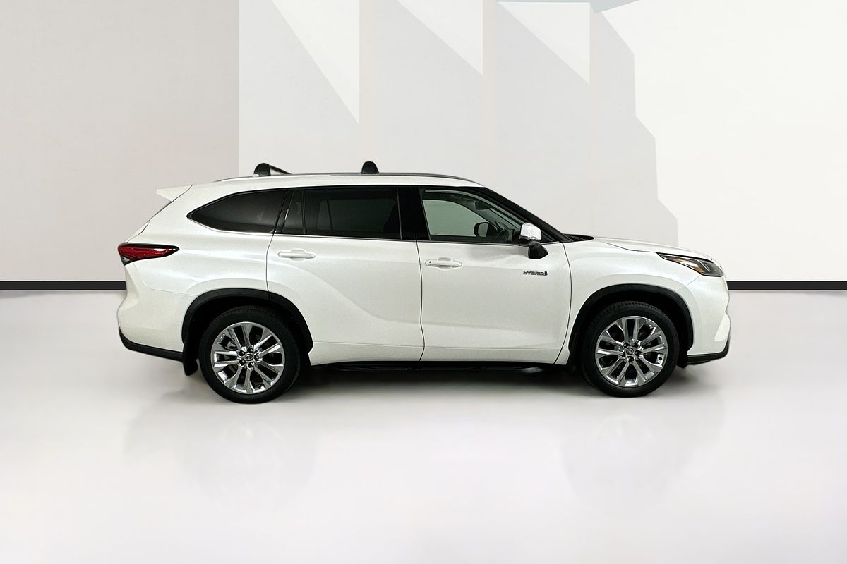 2021 Toyota KLUGER GRANDE HYBRID AWD AXUH78R