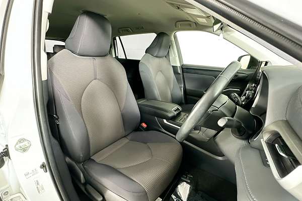 2023 Toyota KLUGER GX 2WD TXUA70R