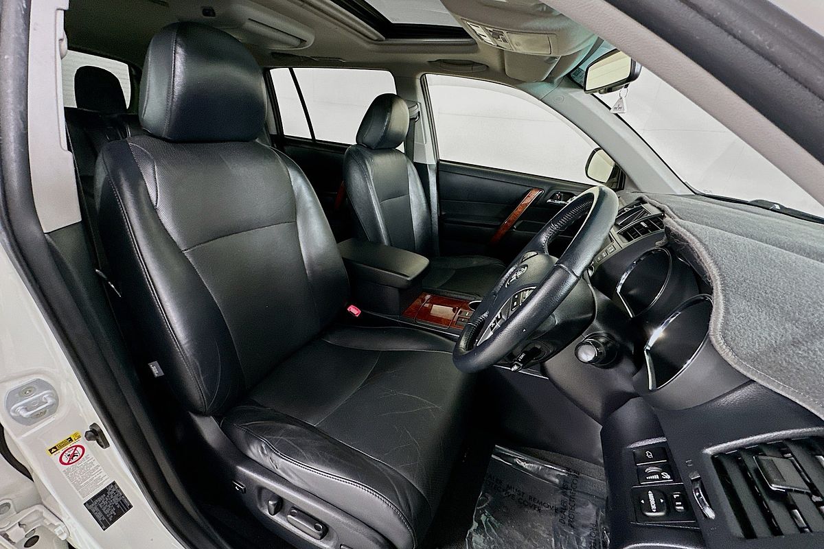 2013 Toyota KLUGER GRANDE (FWD) GSU40R MY11 UPGRADE