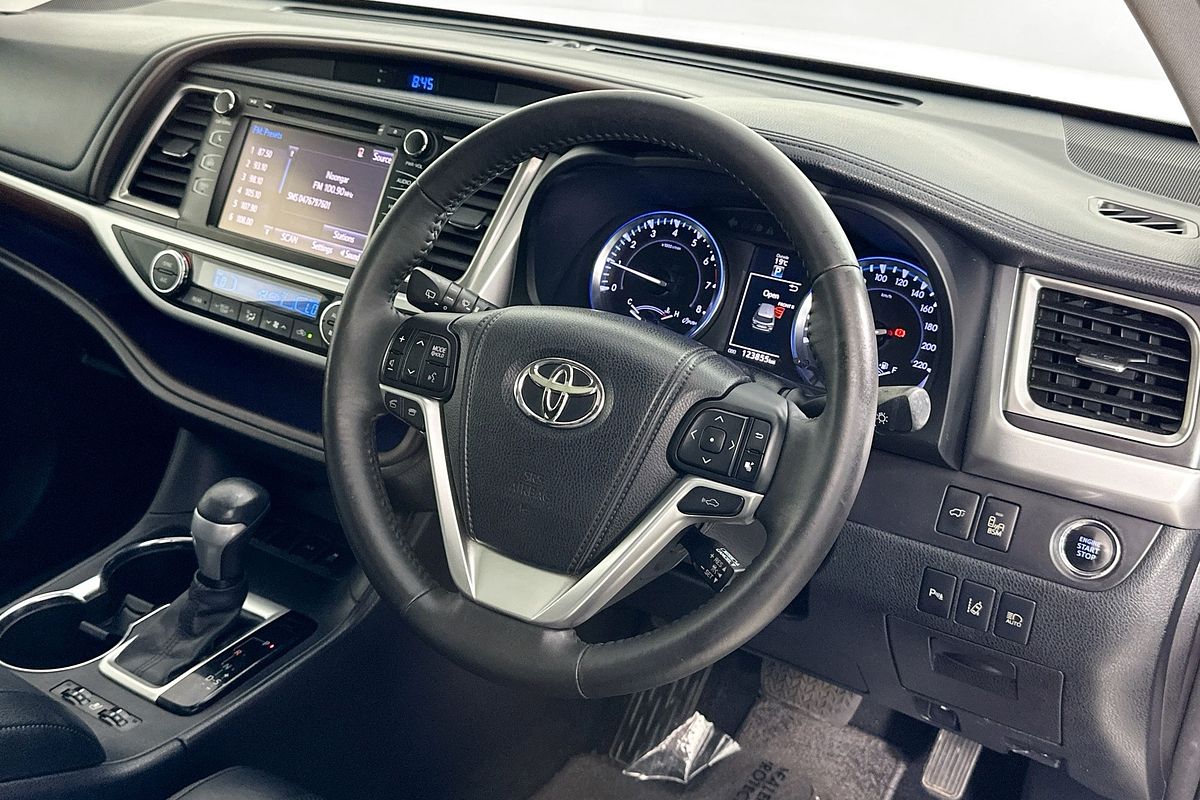 2015 Toyota KLUGER GRANDE (4x2) GSU50R