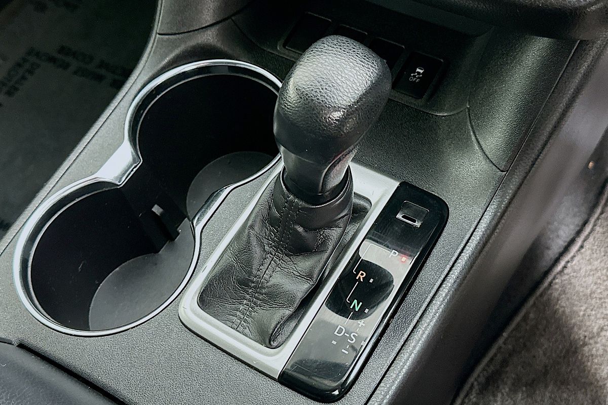2016 Toyota KLUGER GX (4x2) GSU50R