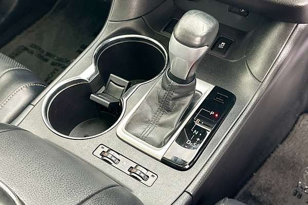 2015 Toyota KLUGER GRANDE (4x2) GSU50R