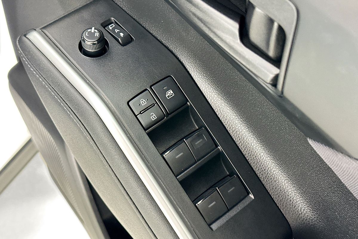 2023 Toyota KLUGER GX 2WD TXUA70R