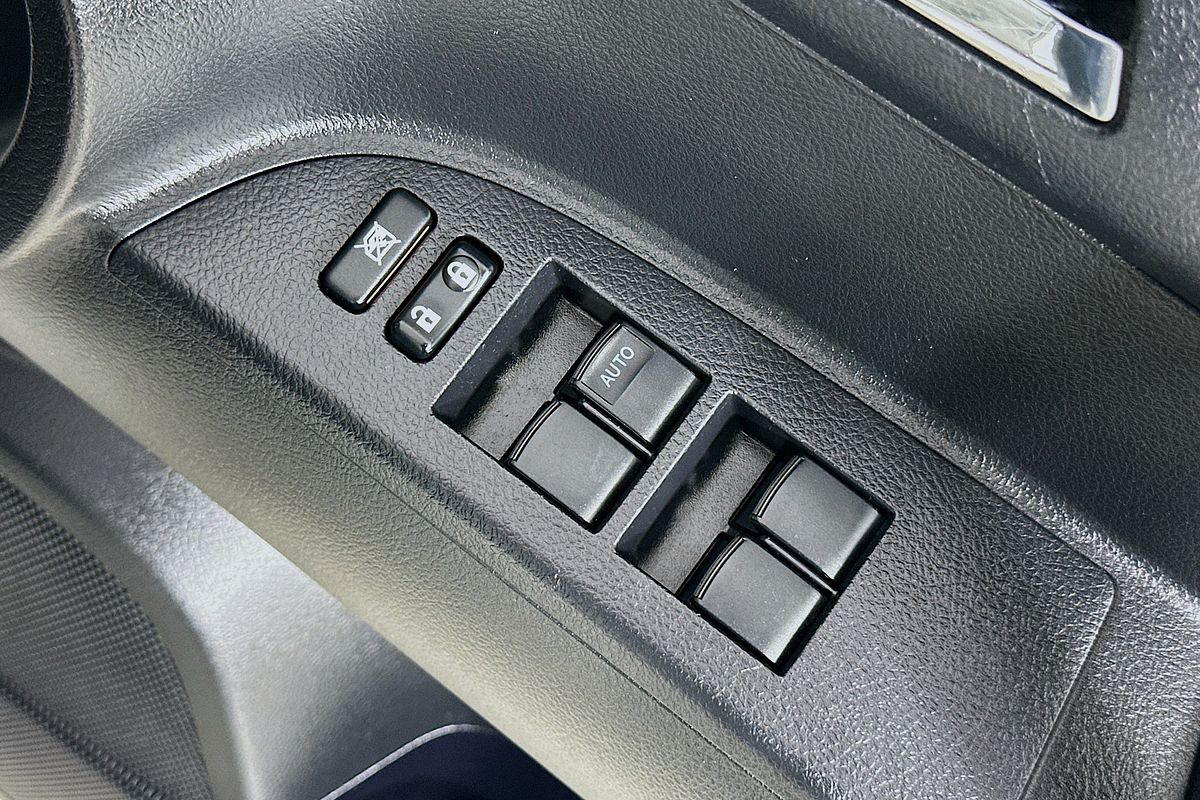2013 Toyota KLUGER GRANDE (FWD) GSU40R MY11 UPGRADE