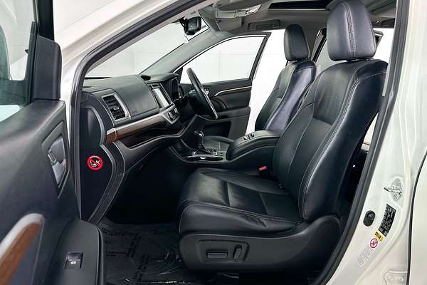 2015 Toyota KLUGER GRANDE (4x2) GSU50R