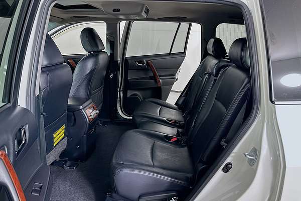 2013 Toyota KLUGER GRANDE (FWD) GSU40R MY11 UPGRADE