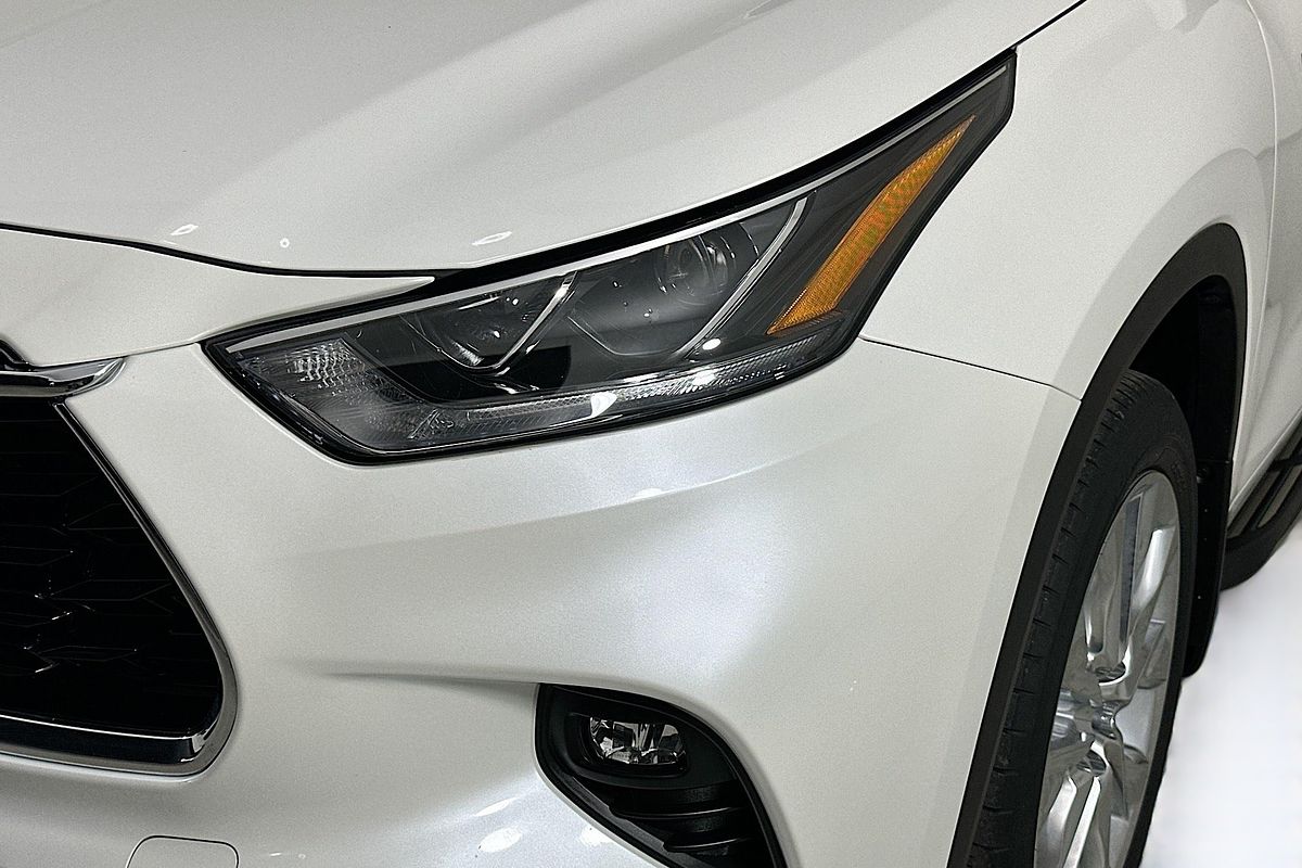 2021 Toyota KLUGER GRANDE HYBRID AWD AXUH78R