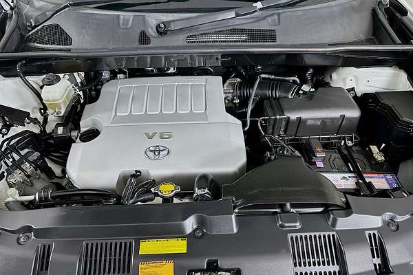 2013 Toyota KLUGER GRANDE (FWD) GSU40R MY11 UPGRADE