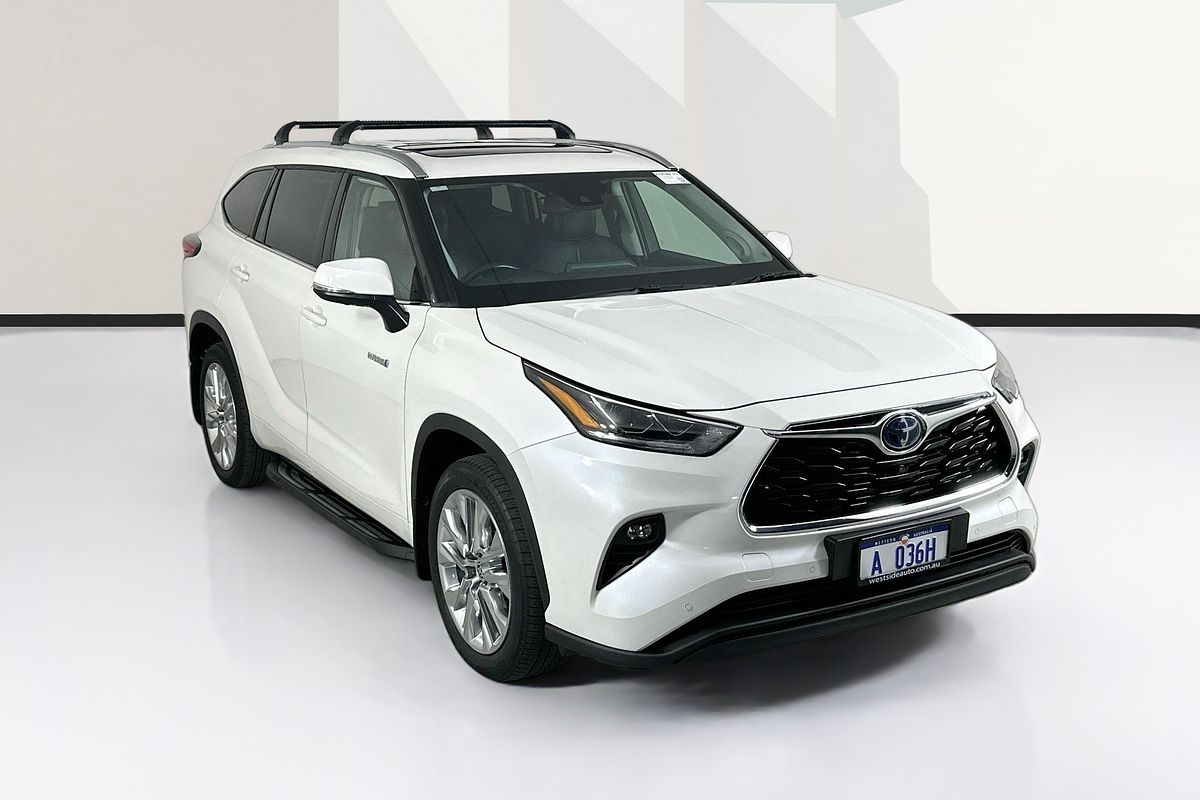 2021 Toyota KLUGER GRANDE HYBRID AWD AXUH78R