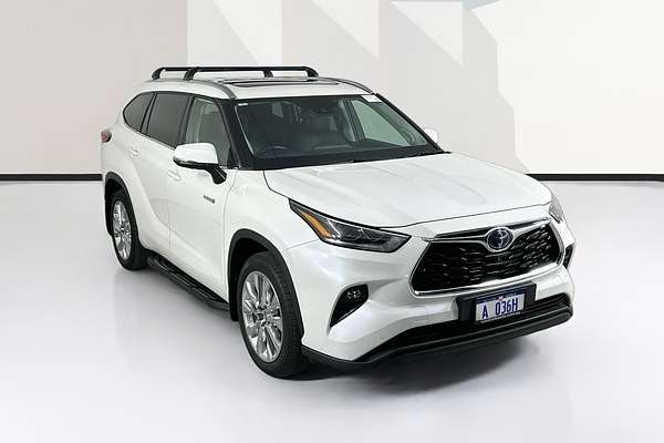 2021 Toyota KLUGER GRANDE HYBRID AWD AXUH78R