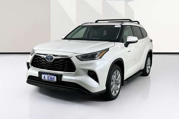 2021 Toyota KLUGER GRANDE HYBRID AWD AXUH78R