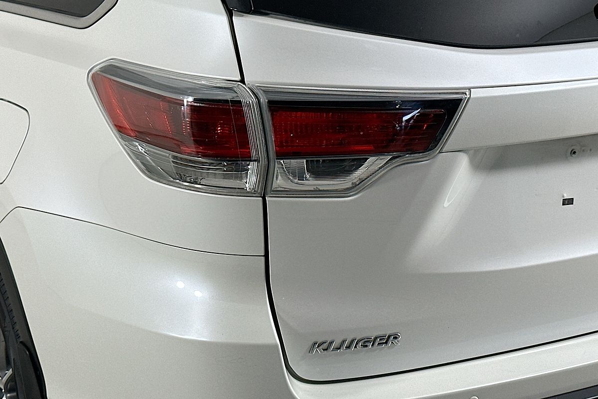 2015 Toyota KLUGER GRANDE (4x2) GSU50R