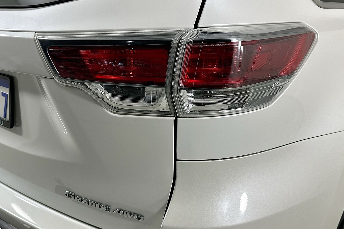2016 Toyota KLUGER GRANDE (4x4) GSU55R