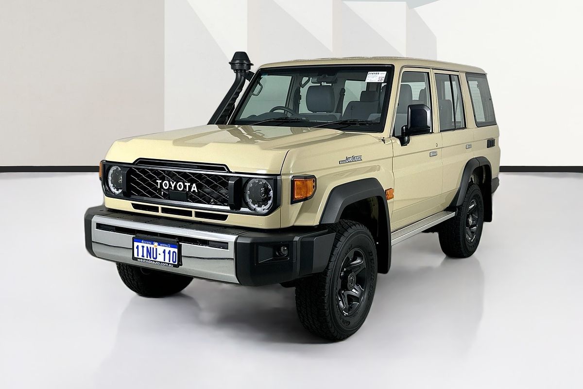 2025 Toyota LANDCRUISER 70 SERIES LC76 GXL + DIFF LOCKS GDJL76R