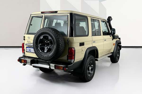 2025 Toyota LANDCRUISER 70 SERIES LC76 GXL + DIFF LOCKS GDJL76R