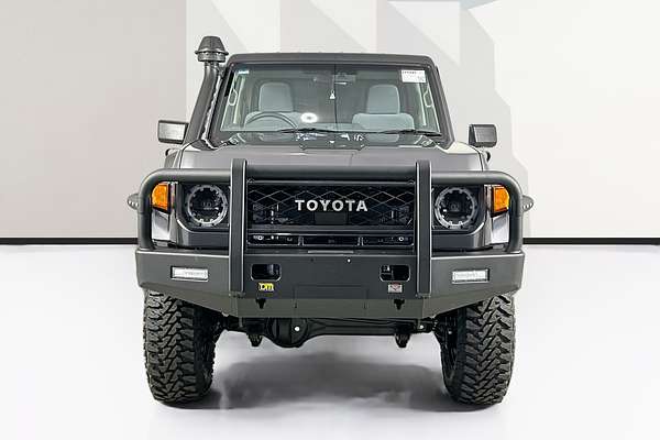 2025 Toyota LANDCRUISER 70 SERIES LC79 GXL + DIFF LOCKS VDJL79R 4X4