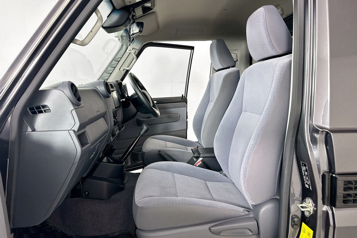 2025 Toyota LANDCRUISER 70 SERIES LC79 GXL + DIFF LOCKS VDJL79R 4X4