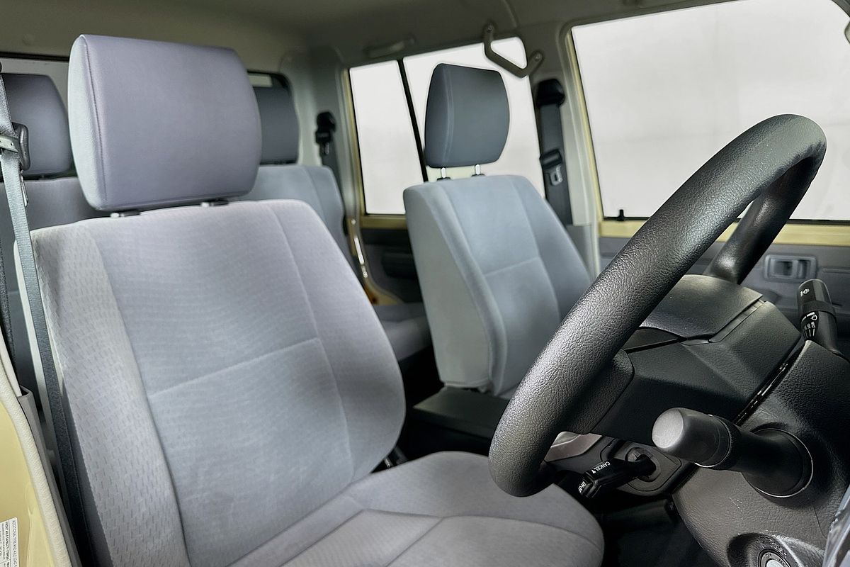 2025 Toyota LANDCRUISER 70 SERIES GXL VDJL79R