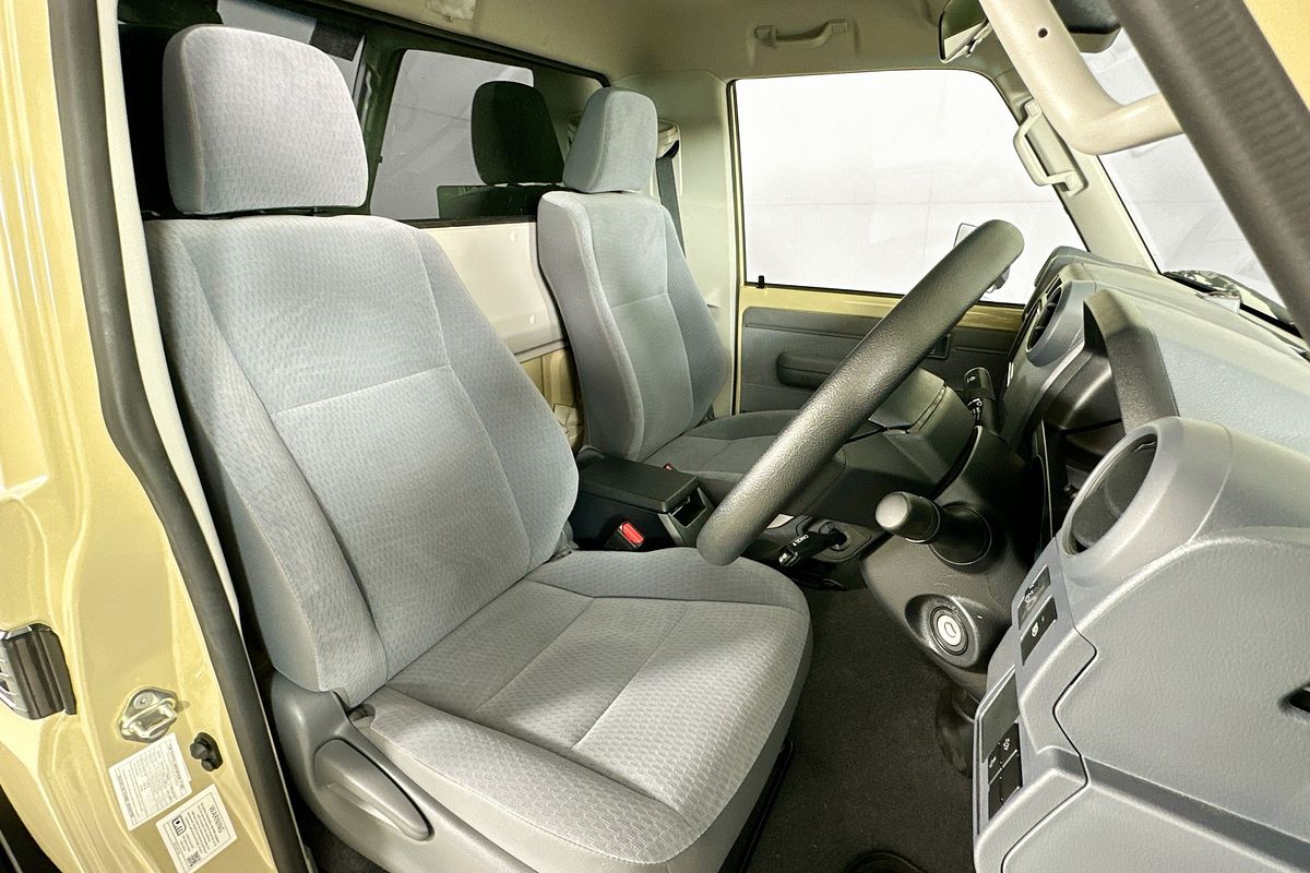 2025 Toyota LANDCRUISER 70 SERIES LC79 GXL + DIFF LOCKS VDJL79R 4X4