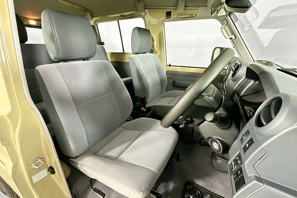 2025 Toyota LANDCRUISER 70 SERIES LC78 GXL + DIFF LOCKS GDJL78R