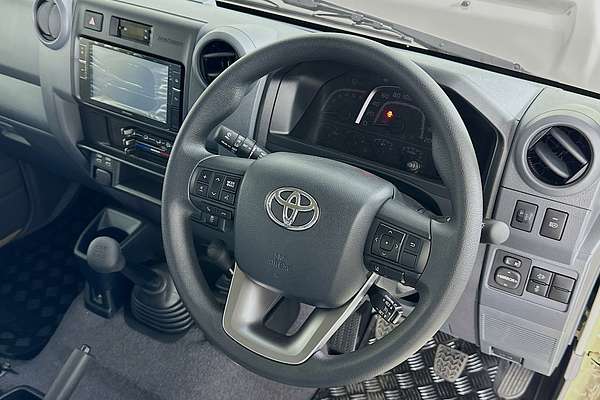 2024 Toyota LANDCRUISER 70 SERIES LC78 GXL + DIFF LOCKS GDJL78R