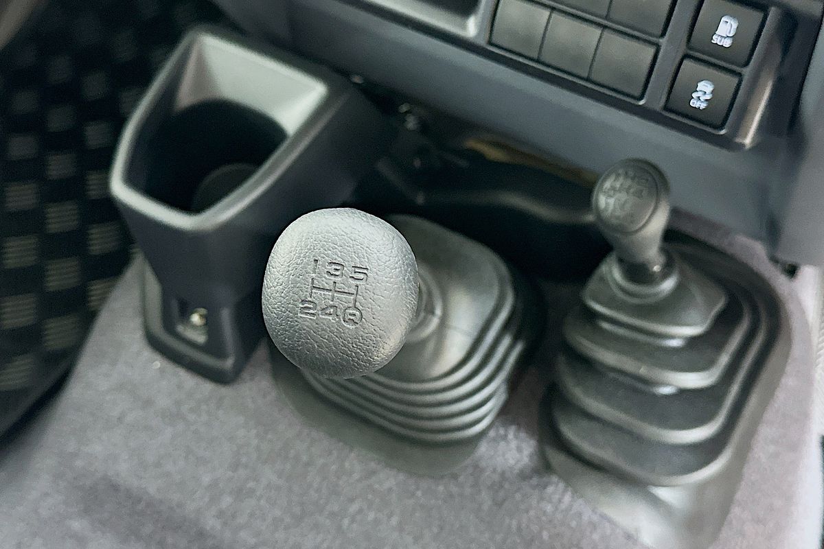 2024 Toyota LANDCRUISER 70 SERIES LC78 GXL + DIFF LOCKS GDJL78R