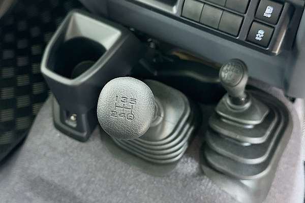 2024 Toyota LANDCRUISER 70 SERIES LC78 GXL + DIFF LOCKS GDJL78R