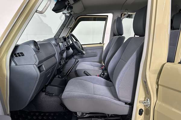 2025 Toyota LANDCRUISER 70 SERIES LC79 GXL + DIFF LOCKS VDJL79R 4X4