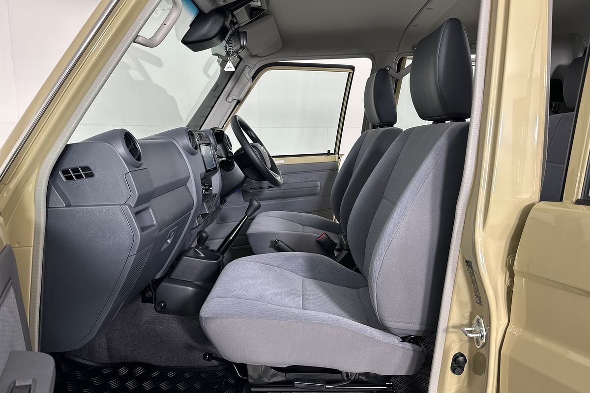 2025 Toyota LANDCRUISER 70 SERIES LC79 GXL + DIFF LOCKS VDJL79R 4X4