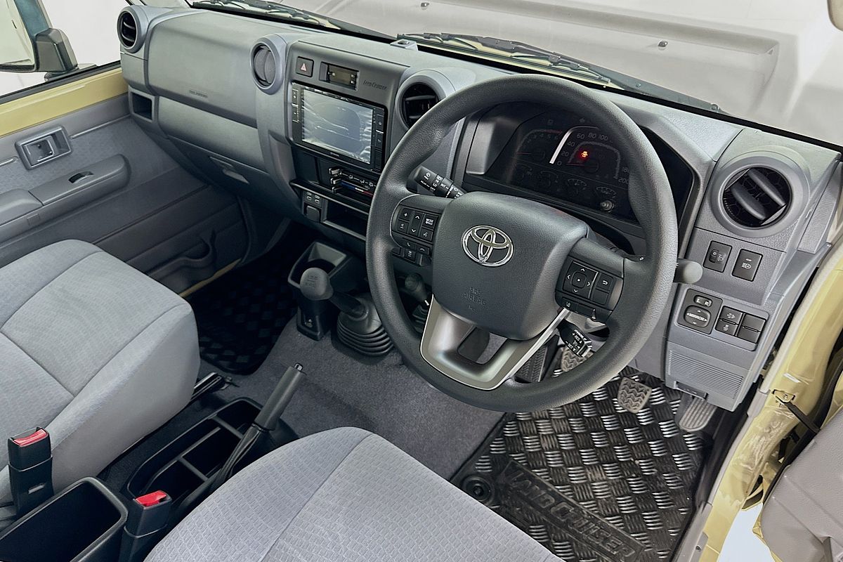 2024 Toyota LANDCRUISER 70 SERIES LC78 GXL + DIFF LOCKS GDJL78R