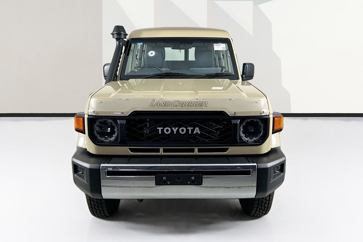2024 Toyota LANDCRUISER 70 SERIES LC78 GXL + DIFF LOCKS GDJL78R