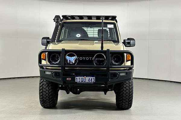 2025 Toyota LANDCRUISER 70 SERIES LC79 GXL + DIFF LOCKS VDJL79R 4X4