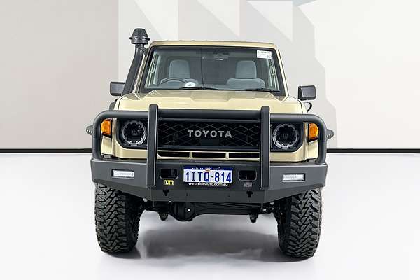 2025 Toyota LANDCRUISER 70 SERIES LC79 GXL + DIFF LOCKS VDJL79R 4X4