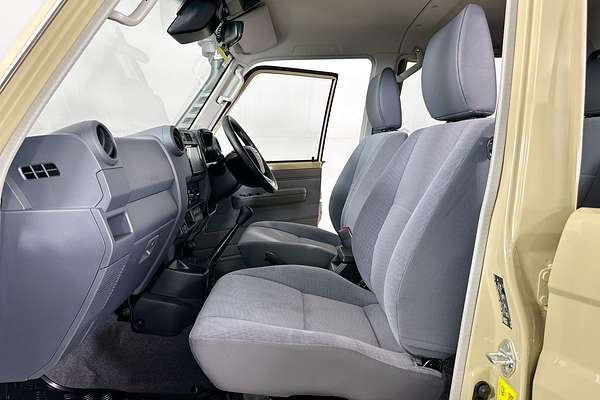 2025 Toyota LANDCRUISER 70 SERIES LC79 GXL + DIFF LOCKS VDJL79R 4X4