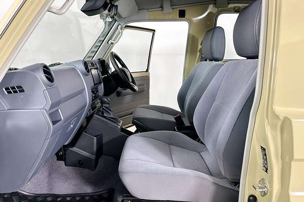 2025 Toyota LANDCRUISER 70 SERIES LC78 GXL + DIFF LOCKS GDJL78R