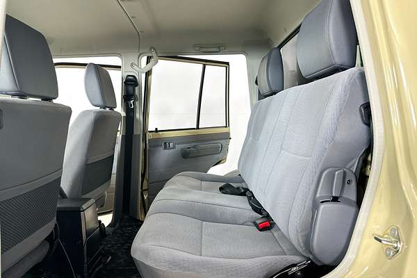 2025 Toyota LANDCRUISER 70 SERIES LC79 GXL + DIFF LOCKS VDJL79R 4X4