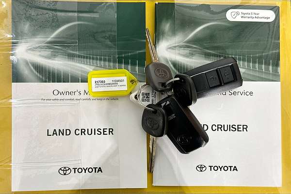2025 Toyota LANDCRUISER 70 SERIES LC79 GXL + DIFF LOCKS VDJL79R 4X4