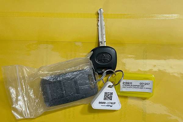 2024 Toyota LANDCRUISER 70 SERIES LC78 GXL + DIFF LOCKS GDJL78R
