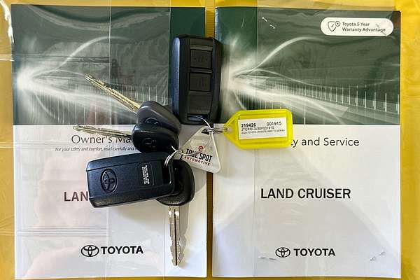 2025 Toyota LANDCRUISER 70 SERIES LC78 GXL + DIFF LOCKS GDJL78R