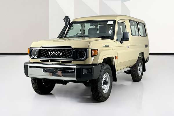 2025 Toyota LANDCRUISER 70 SERIES LC78 GXL + DIFF LOCKS GDJL78R