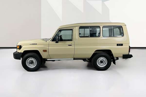 2024 Toyota LANDCRUISER 70 SERIES LC78 GXL + DIFF LOCKS GDJL78R