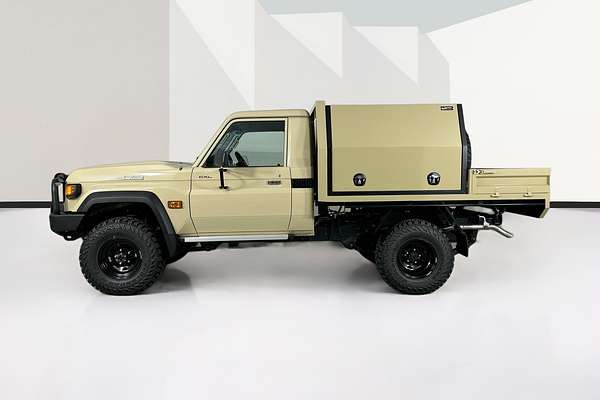 2025 Toyota LANDCRUISER 70 SERIES LC79 GXL + DIFF LOCKS VDJL79R 4X4